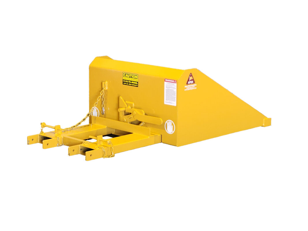 Apex forklift scoop bucket with fork pockets and safety chain